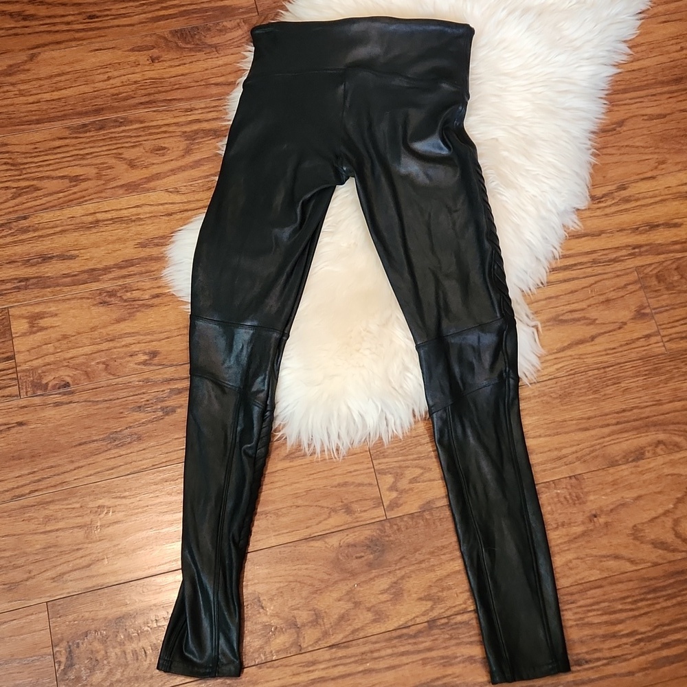 Spanx Faux Leather Moto Leggings - Picture 4 of 4